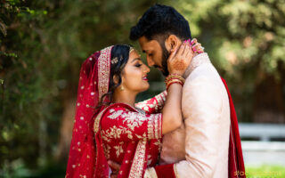 indian wedding couple embracing